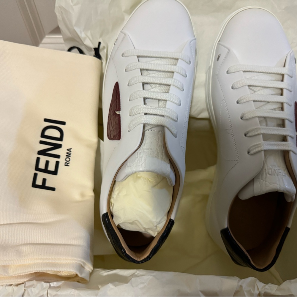 Fendi Sneaker UK 6 for men.